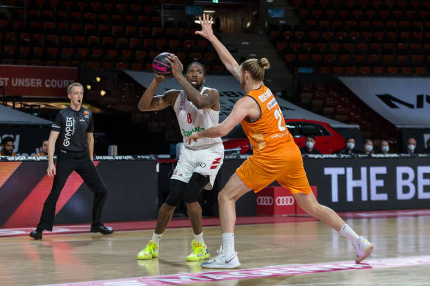 了赛场上的 了赛场上的