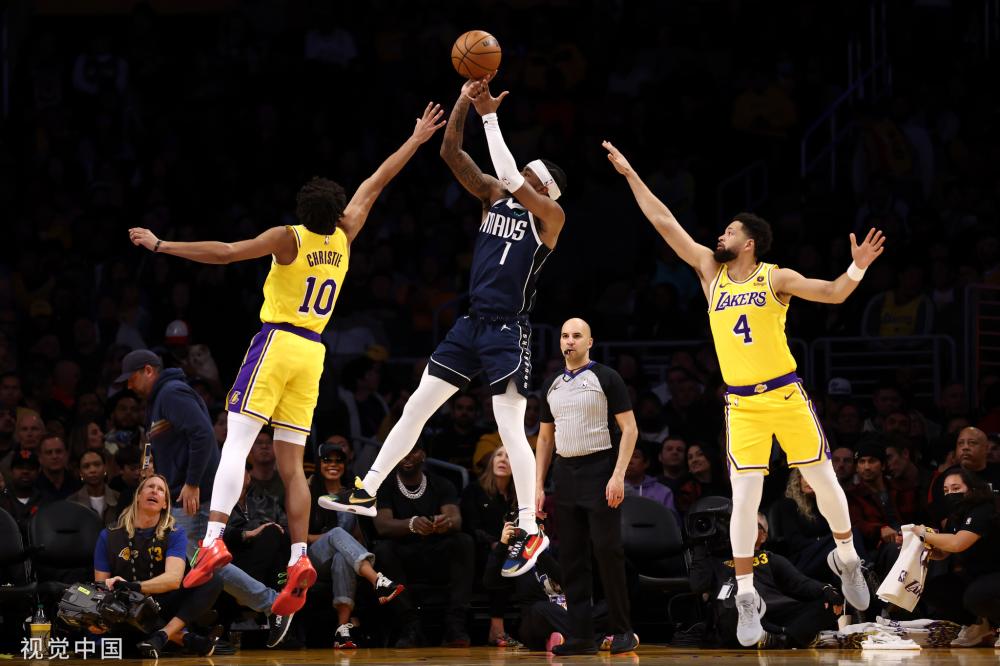 是他成为球 是他成为球