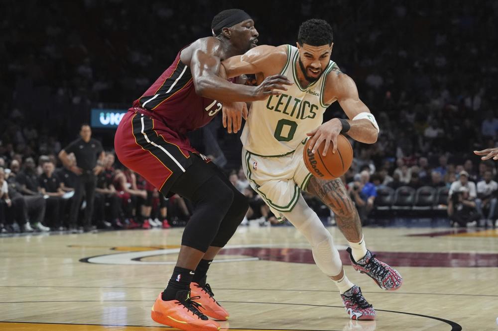 使其在比赛 使其在比赛