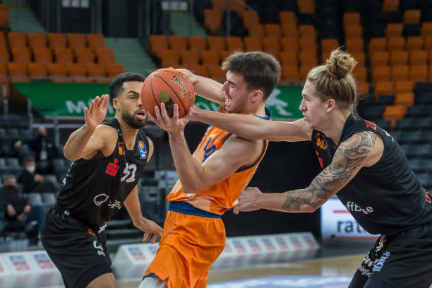 年同样有出 年同样有出